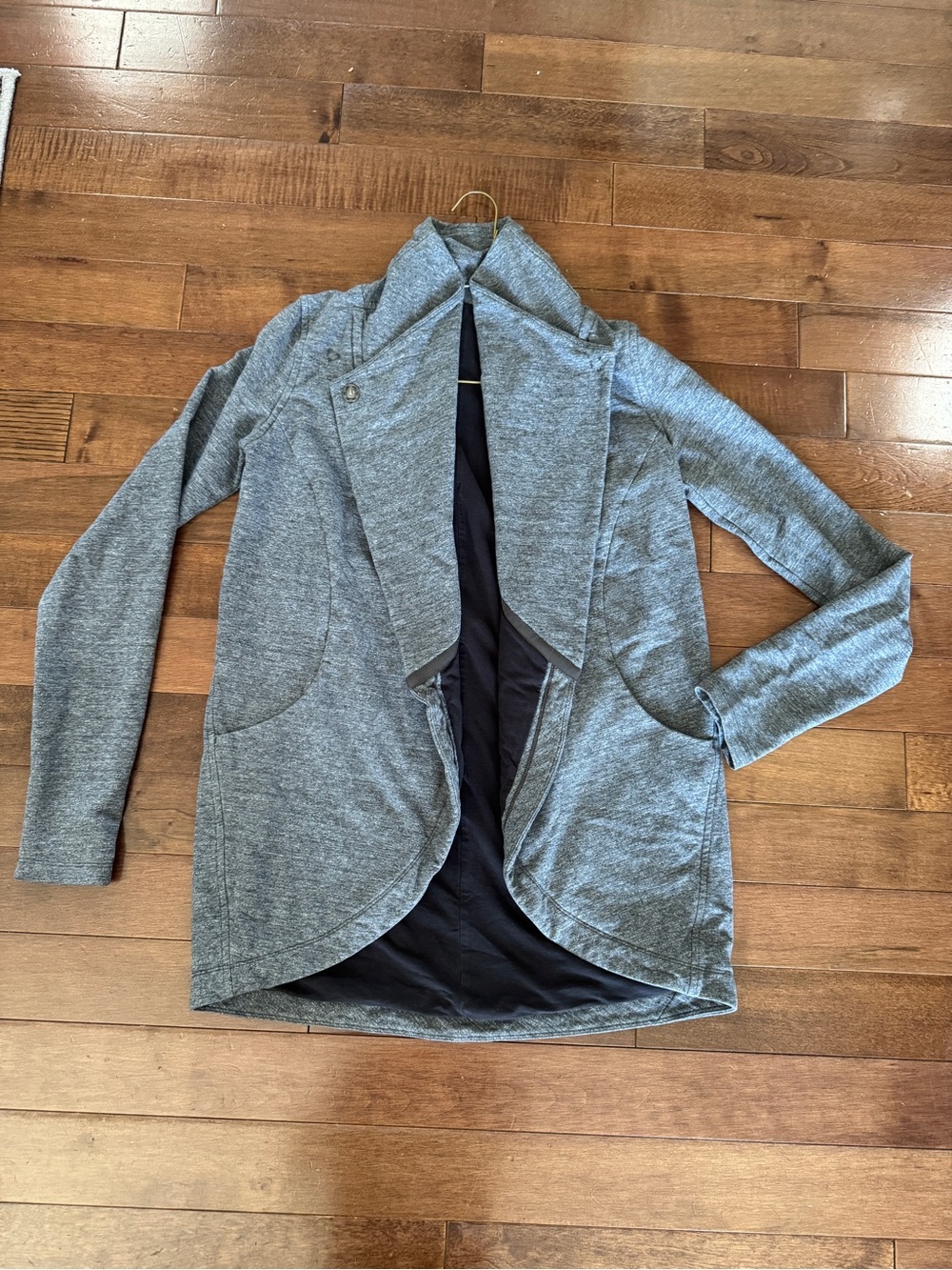 Lululemon That's A Wrap Sweater Jacket size 4 Gray Long Sleeve